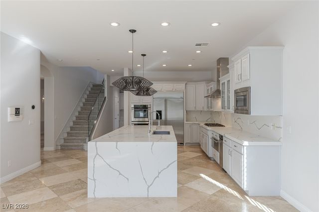 1353 River Spey Avenue, Henderson, NV 89012