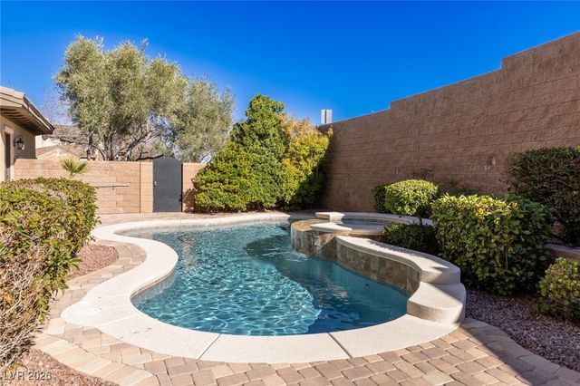 1353 River Spey Avenue, Henderson, NV 89012