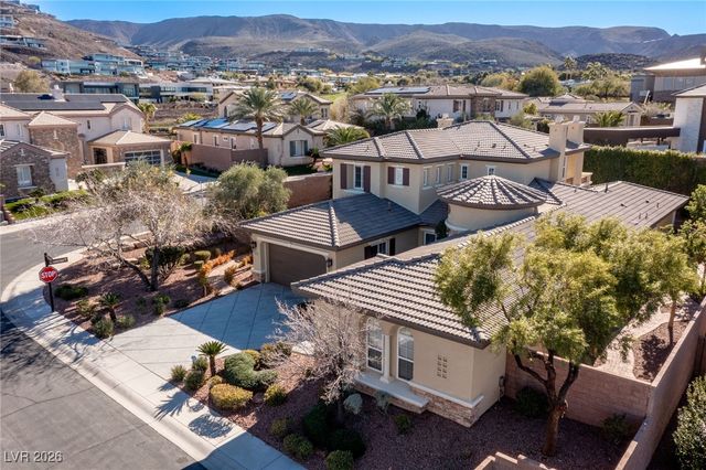 1353 River Spey Avenue, Henderson, NV 89012