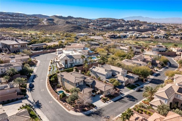 1353 River Spey Avenue, Henderson, NV 89012