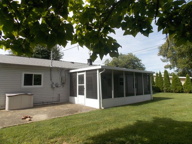 1738 Lundgren Road 1738 Lundgren Road, New Carlisle, OH 45344
