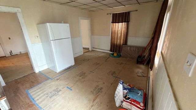 9-11 Barclay St, Worcester, MA 01604