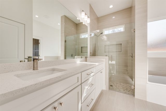 4021 Esmalda Street, Dallas, TX 75212