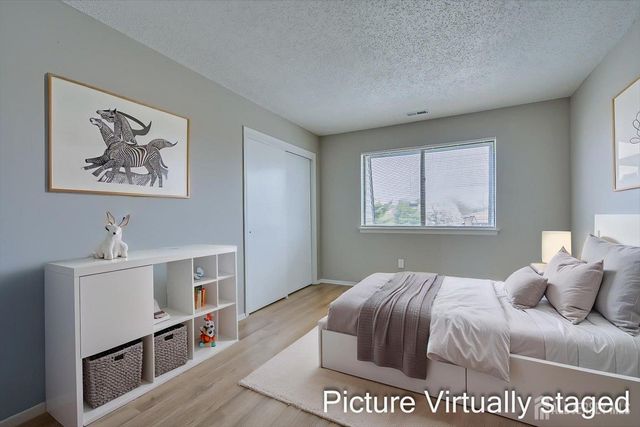 1607 Edison Glen Terrace, Edison, NJ 08837