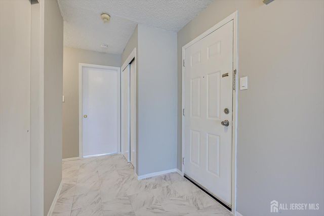 1607 Edison Glen Terrace, Edison, NJ 08837