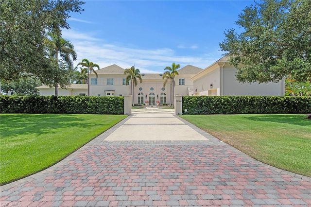 28740 Blaisdell DR, Naples, FL 34119