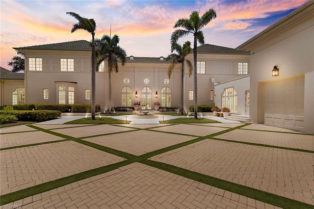 28740 Blaisdell DR, Naples, FL 34119