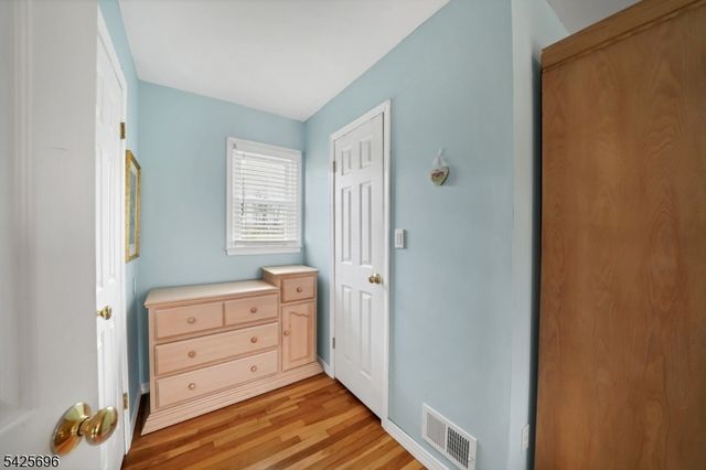 30 Aldersgate Cir, Mount Olive Twp., NJ 07828