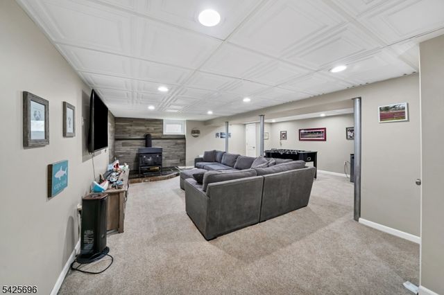 30 Aldersgate Cir, Mount Olive Twp., NJ 07828