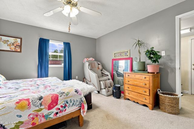 22358 Apache Lane, Bristol, VA 24202