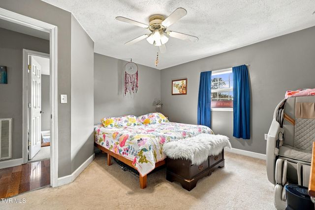 22358 Apache Lane, Bristol, VA 24202