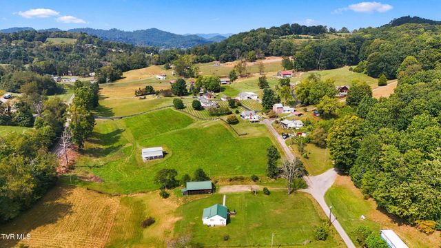 22358 Apache Lane, Bristol, VA 24202