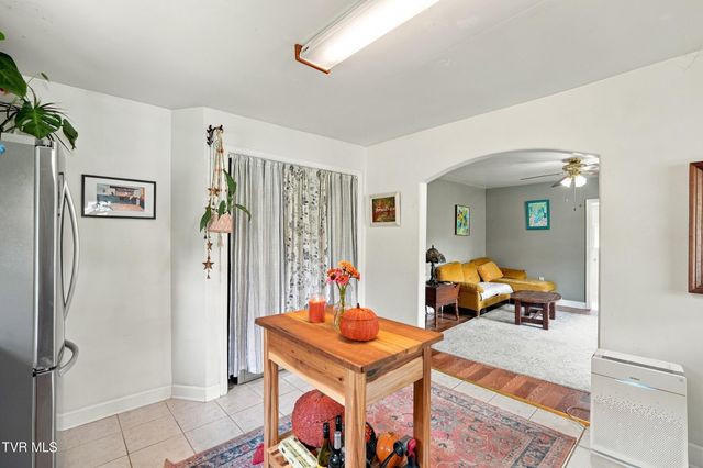 22358 Apache Lane, Bristol, VA 24202
