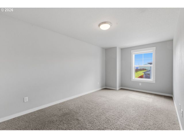 7036 N MONTGOMERY Way, Ridgefield, WA 98642