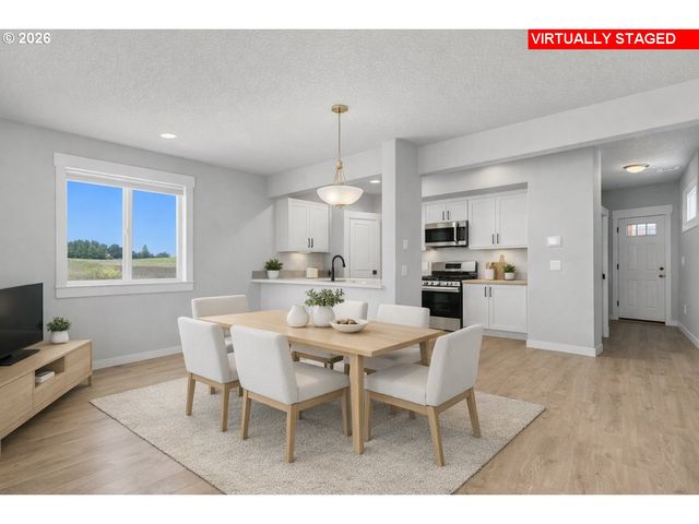 7036 N MONTGOMERY Way, Ridgefield, WA 98642