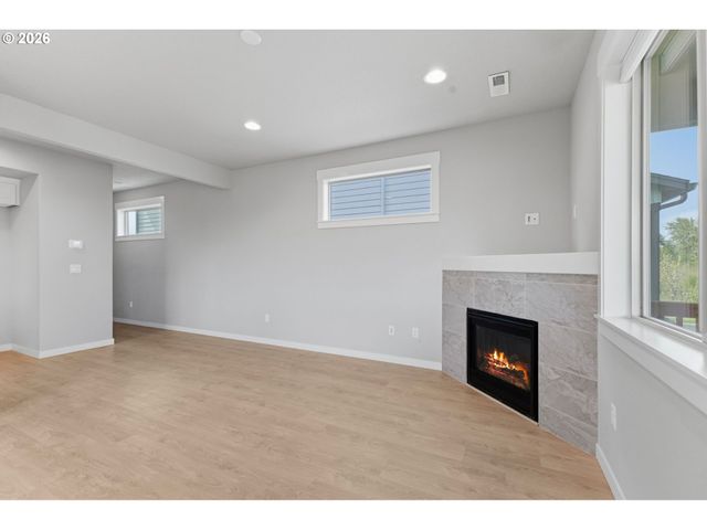 7036 N MONTGOMERY Way, Ridgefield, WA 98642