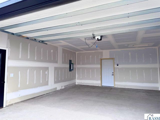 3202 Scotch Lane, Mankato, MN 56001