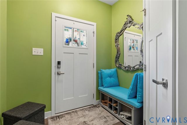 10844 Genito Square Dr, Midlothian, VA 23112