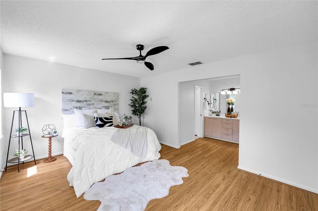 642 GLEN OAKS DRIVE, Leesburg, FL 34748