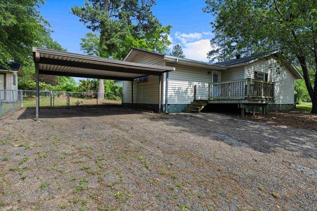 401 Peterson Rd., Kilgore, TX 75662