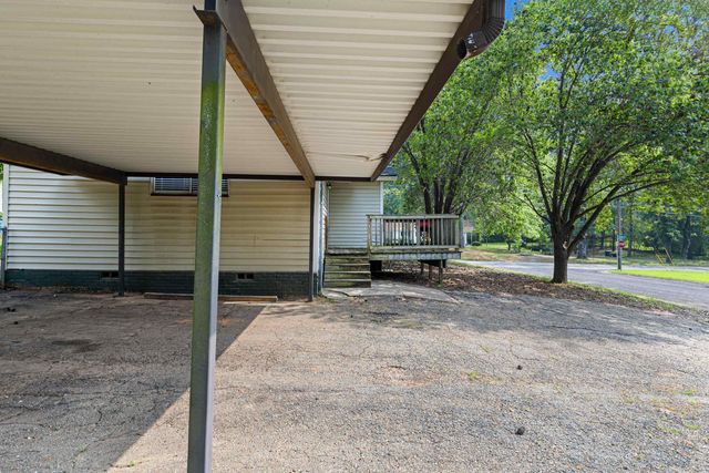 401 Peterson Rd., Kilgore, TX 75662