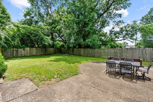 2960 Rio Rita Ave, Louisville, KY 40220