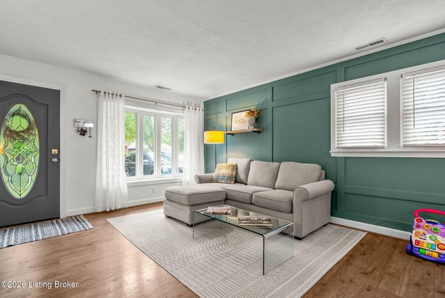 2960 Rio Rita Ave, Louisville, KY 40220