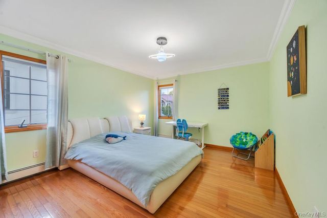 16211 12th Road, Whitestone, NY 11357