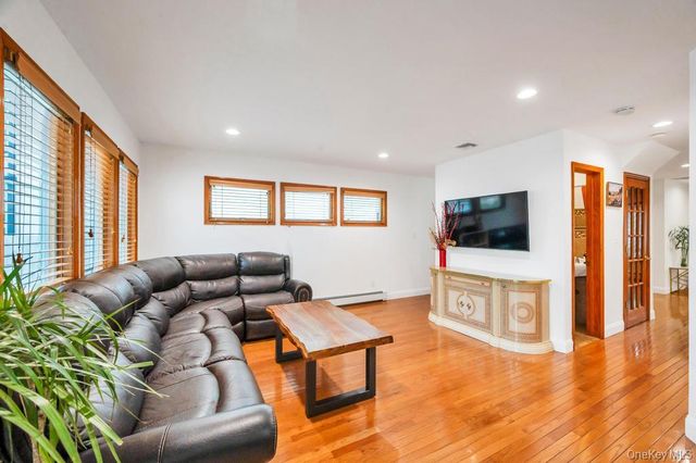 16211 12th Road, Whitestone, NY 11357