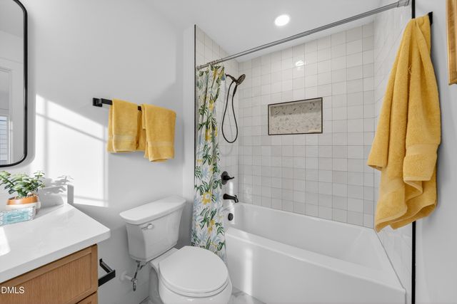 2940 Chapel Hill Road C, Durham, NC 27707