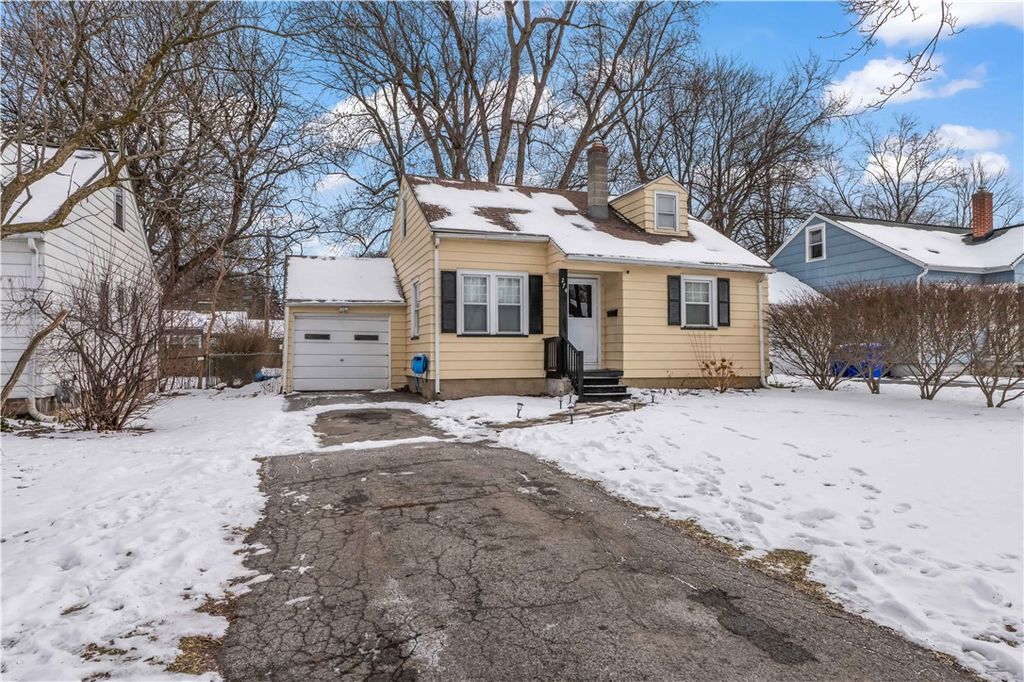 274 Newton Road, Greece, NY 14626