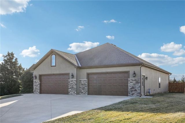 15001 Josh Street, Basehor, KS 66007