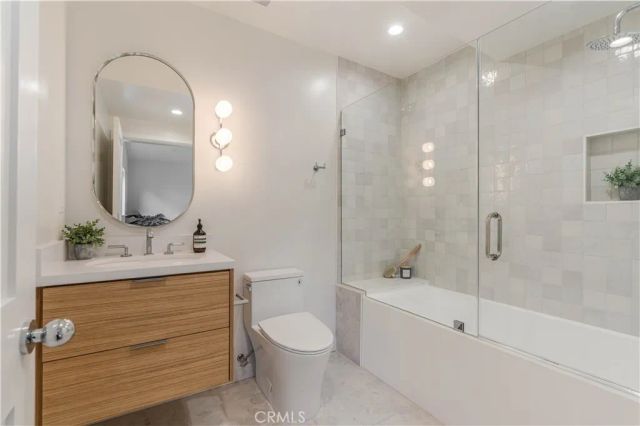 5720 Wilhelmina, Woodland Hills, CA 91367