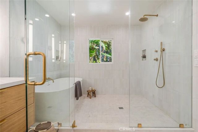 5720 Wilhelmina, Woodland Hills, CA 91367