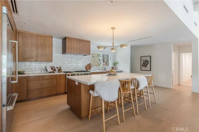 5720 Wilhelmina, Woodland Hills, CA 91367