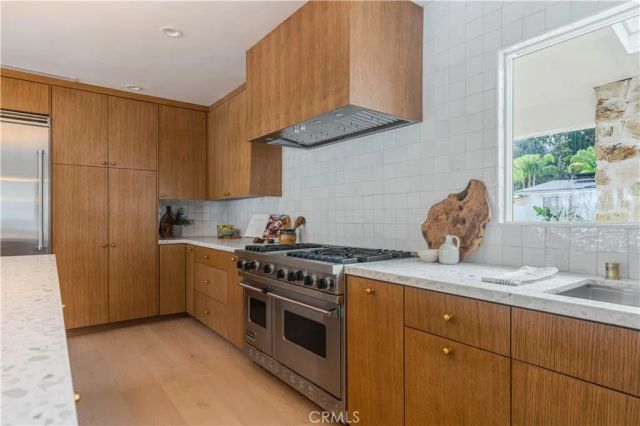 5720 Wilhelmina, Woodland Hills, CA 91367