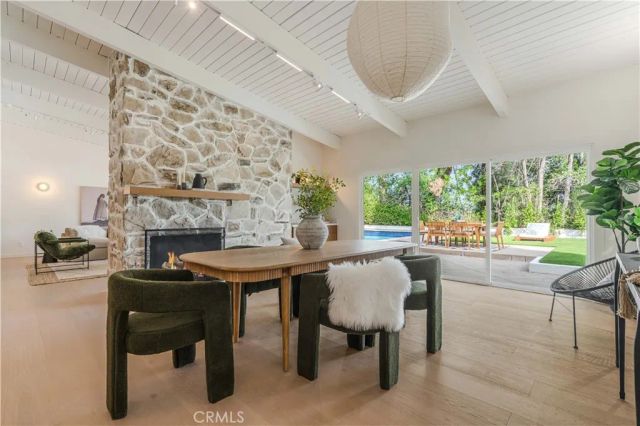 5720 Wilhelmina, Woodland Hills, CA 91367