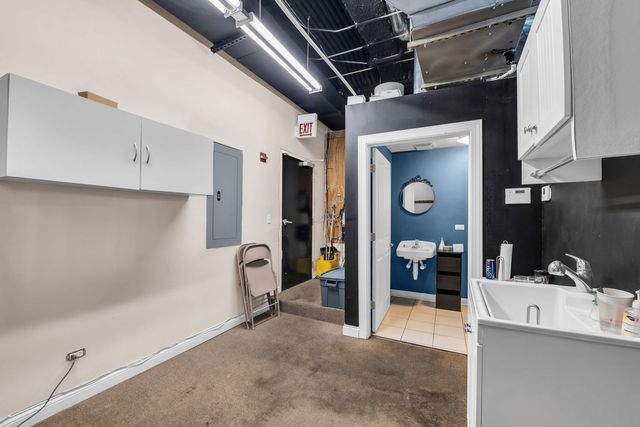 1610 S Halsted Street, Chicago, IL 60608