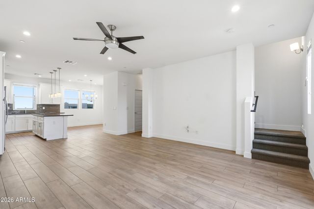 820 N 8TH Avenue 24, Phoenix, AZ 85007