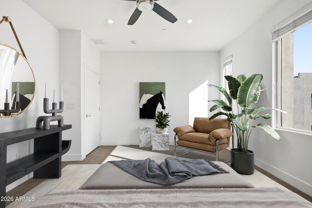 820 N 8TH Avenue 24, Phoenix, AZ 85007