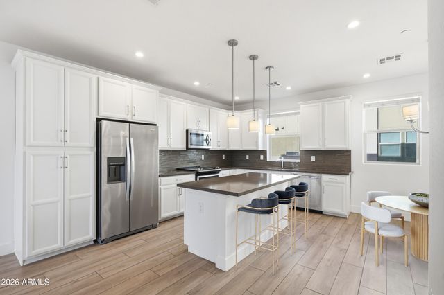 820 N 8TH Avenue 24, Phoenix, AZ 85007