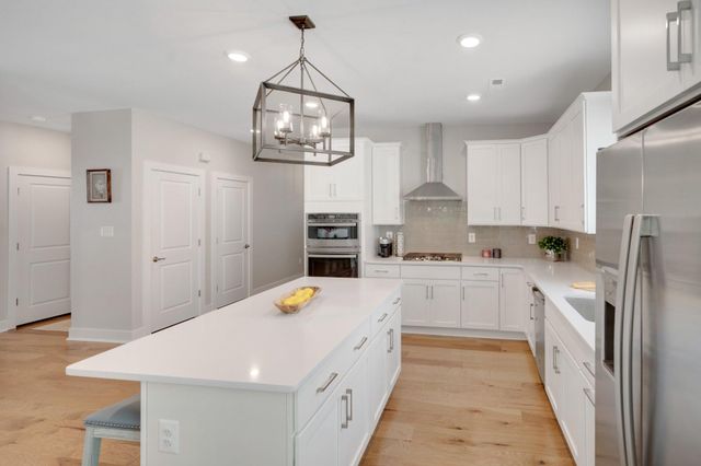651 MAYFIELD FALLS DR, Newark, DE 19702