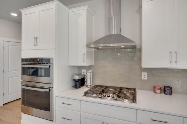 651 MAYFIELD FALLS DR, Newark, DE 19702