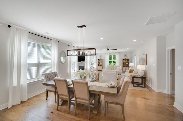 651 MAYFIELD FALLS DR, Newark, DE 19702