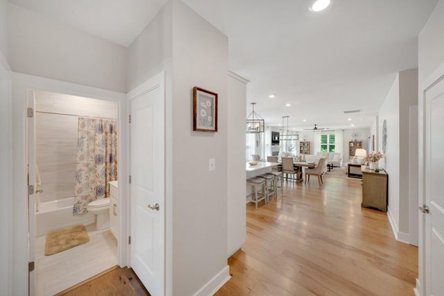 651 MAYFIELD FALLS DR, Newark, DE 19702