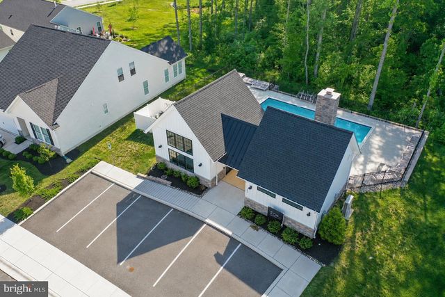 651 MAYFIELD FALLS DR, Newark, DE 19702