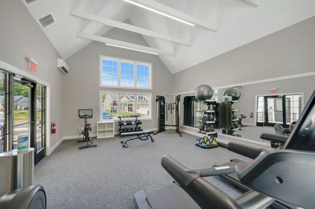 651 MAYFIELD FALLS DR, Newark, DE 19702