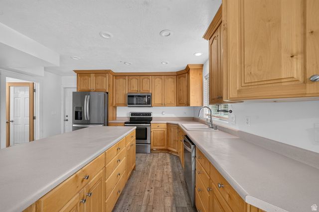 1332 N 2350 ST, Layton, UT 84040