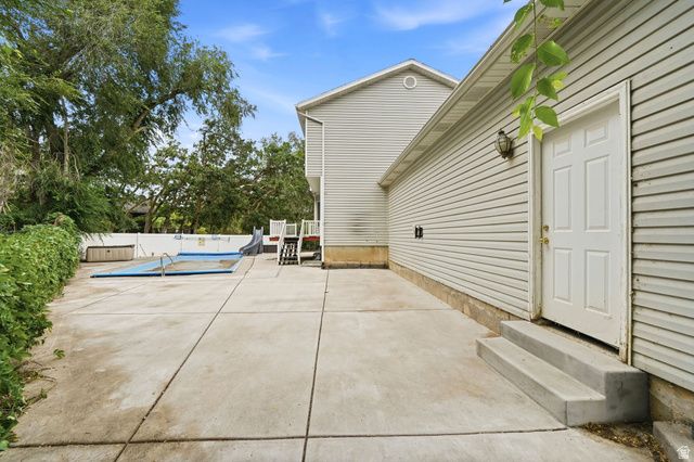 1332 N 2350 ST, Layton, UT 84040