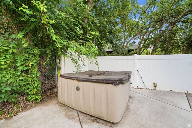 1332 N 2350 ST, Layton, UT 84040